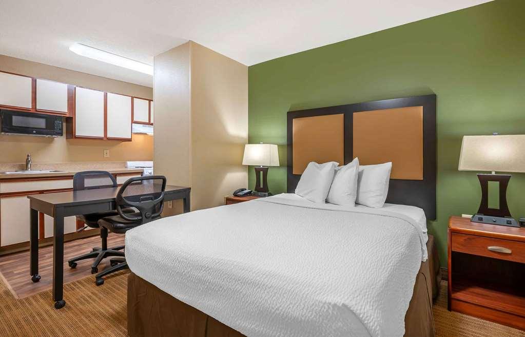 Extended Stay America Select Suites - Cincinnati - Florence - Meijer Dr Room photo